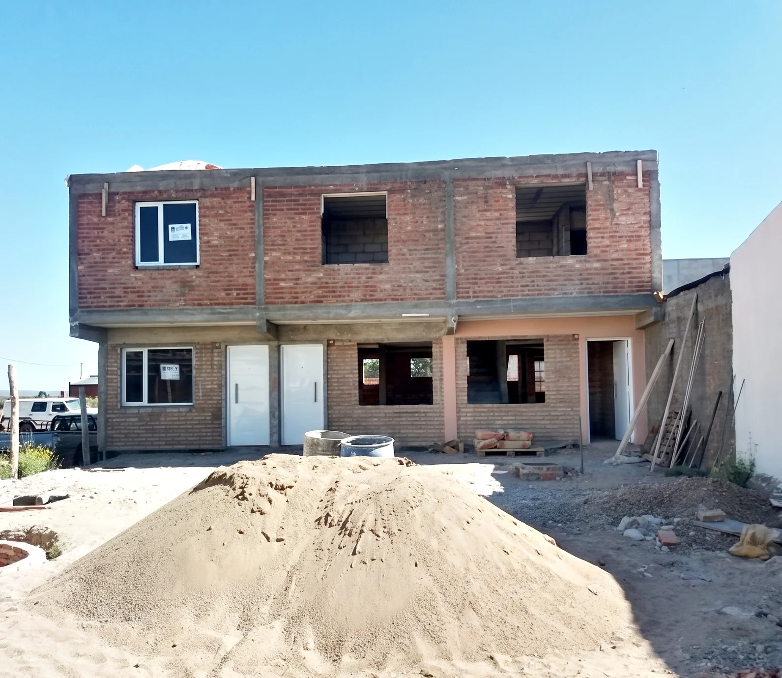 Vivienda en dúplex durante el avance de la obra